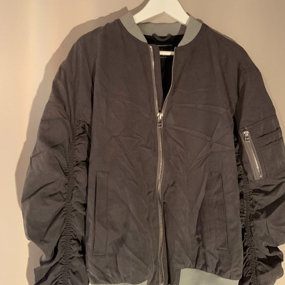 Urban Outfitters Jacket - Picture 2 of 4